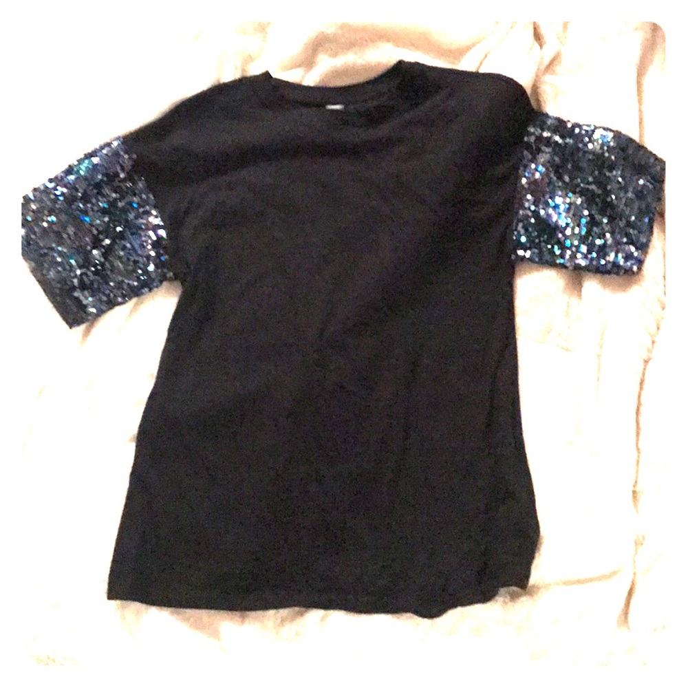 Wild fable sequins sleeve tee